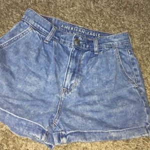 mom jean shorts (american eagle)